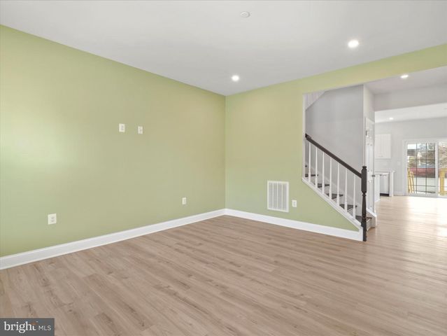 320 LINGANORE AVE, Hagerstown, MD 21740