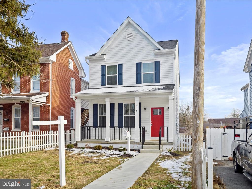 320 LINGANORE AVE, Hagerstown, MD 21740