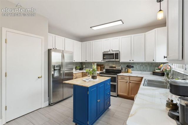 1922 Woodpark Drive, Colorado Springs, CO 80951