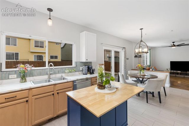 1922 Woodpark Drive, Colorado Springs, CO 80951