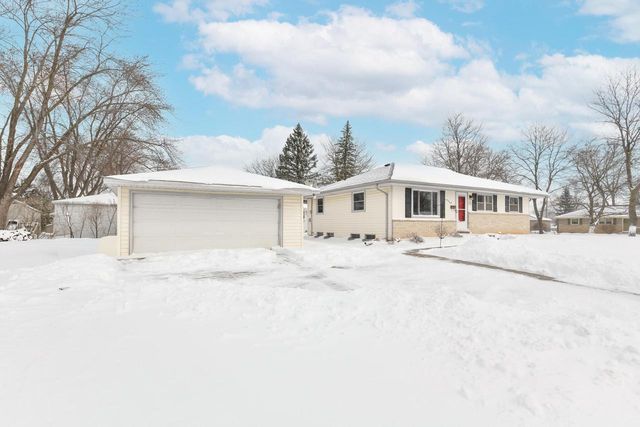 N84W14678 Menomonee AVENUE, Menomonee Falls, WI 53051