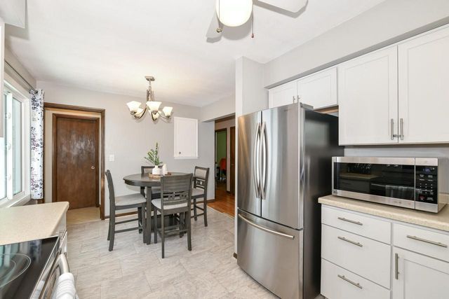 N84W14678 Menomonee AVENUE, Menomonee Falls, WI 53051