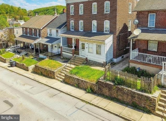 207 UNION AVE, Coatesville, PA 19320