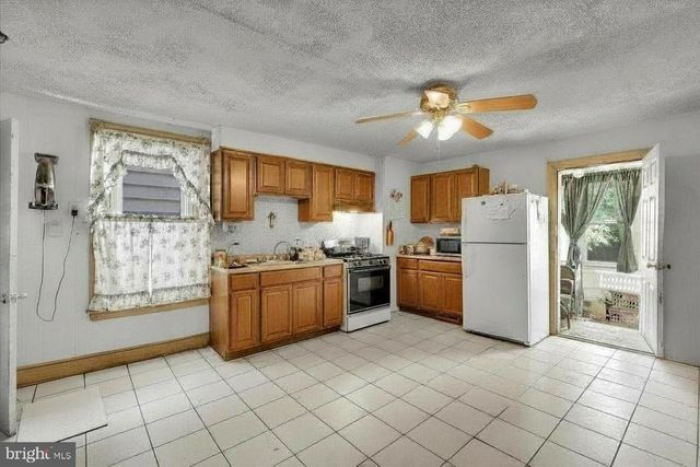 207 UNION AVE, Coatesville, PA 19320