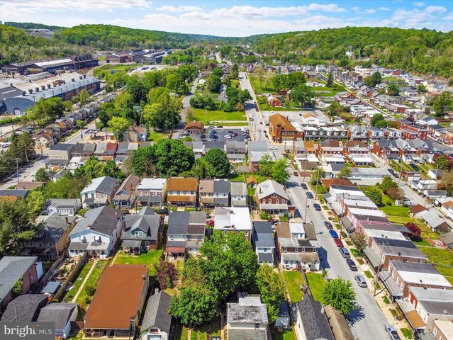 207 UNION AVE, Coatesville, PA 19320