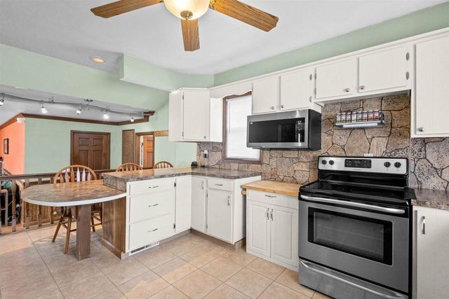 814 QUINNEY AVENUE, Kaukauna, WI 54130
