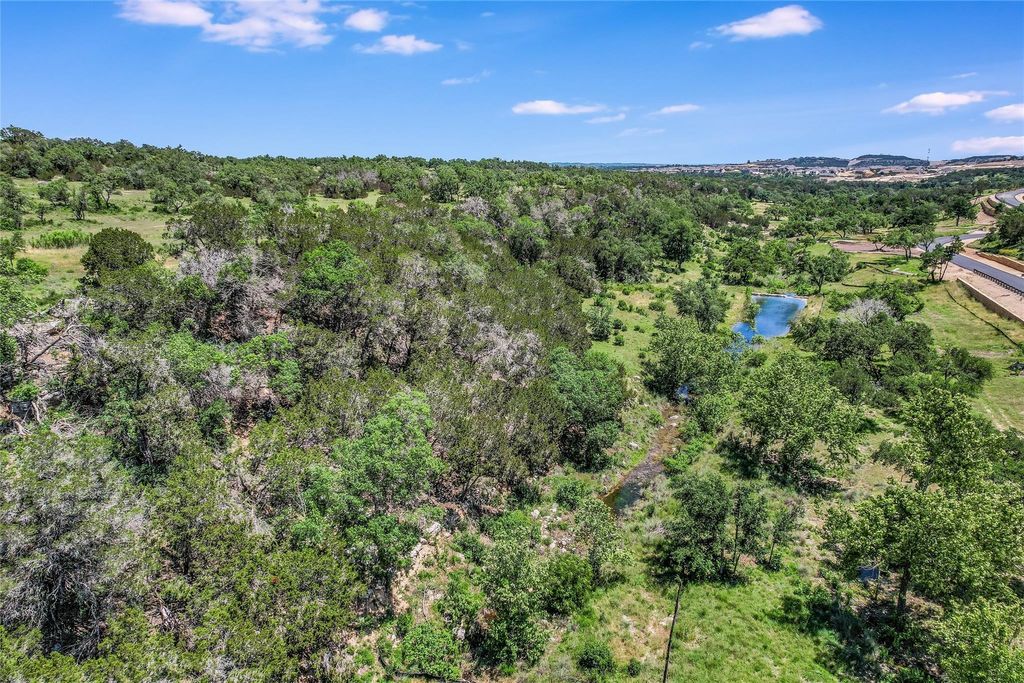 8 Newman DR, Austin, TX 78738