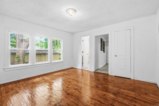 4204 W 23Rd St, Little Rock, AR 72204