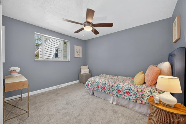 5455 Country Lane, Miami Twp, OH 45150