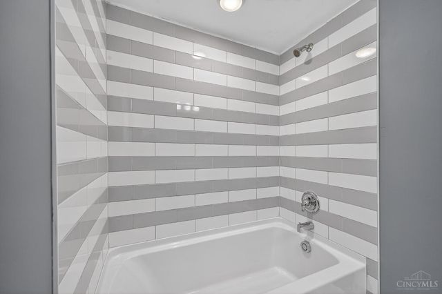 5455 Country Lane, Miami Twp, OH 45150