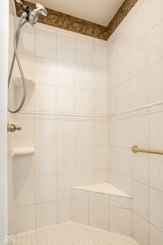 2444 Laurel Lake Boulevard, Carmel, IN 46032