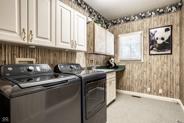 2444 Laurel Lake Boulevard, Carmel, IN 46032