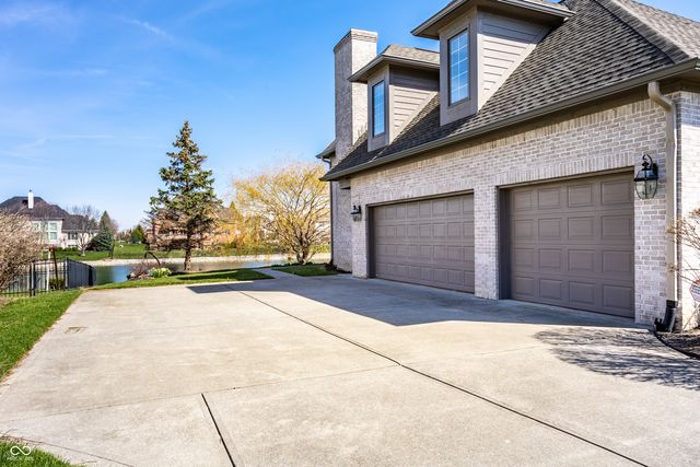 2444 Laurel Lake Boulevard, Carmel, IN 46032