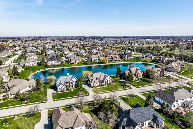 2444 Laurel Lake Boulevard, Carmel, IN 46032