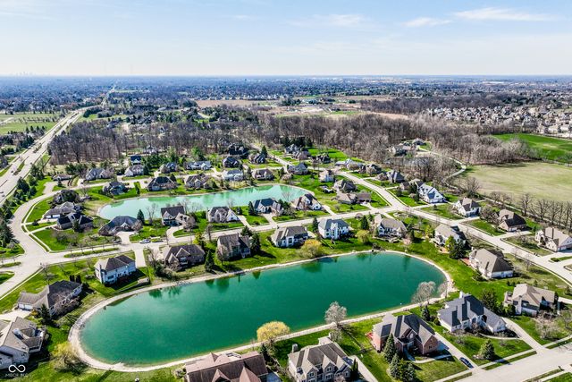 2444 Laurel Lake Boulevard, Carmel, IN 46032