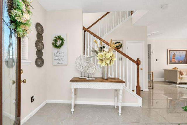 10803 Shannon Mills Lane, Houston, TX 77075