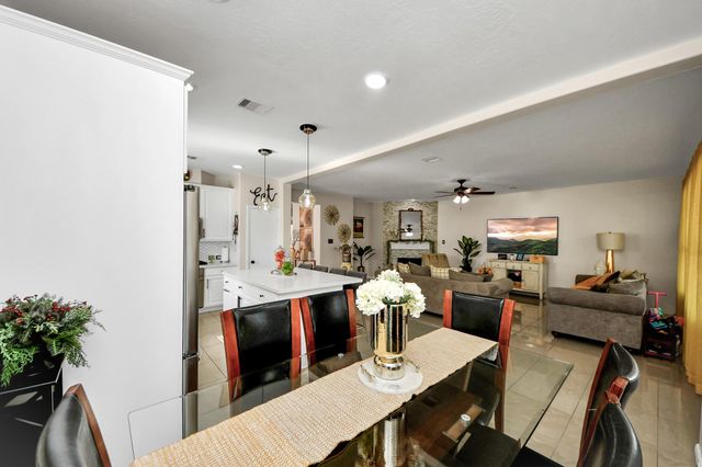 10803 Shannon Mills Lane, Houston, TX 77075