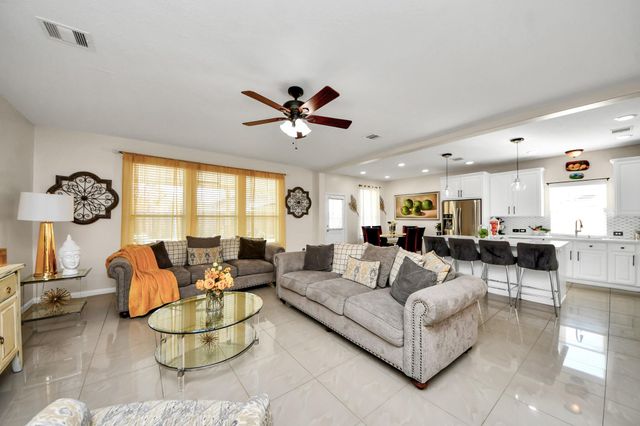 10803 Shannon Mills Lane, Houston, TX 77075