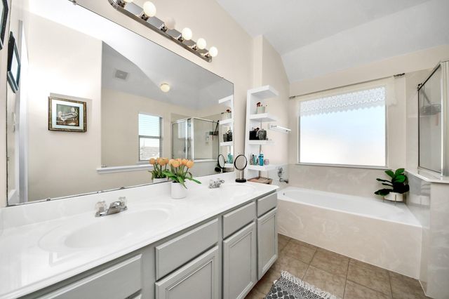 10803 Shannon Mills Lane, Houston, TX 77075