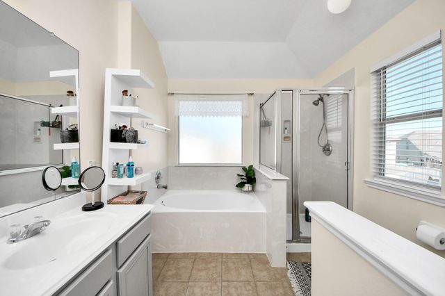 10803 Shannon Mills Lane, Houston, TX 77075