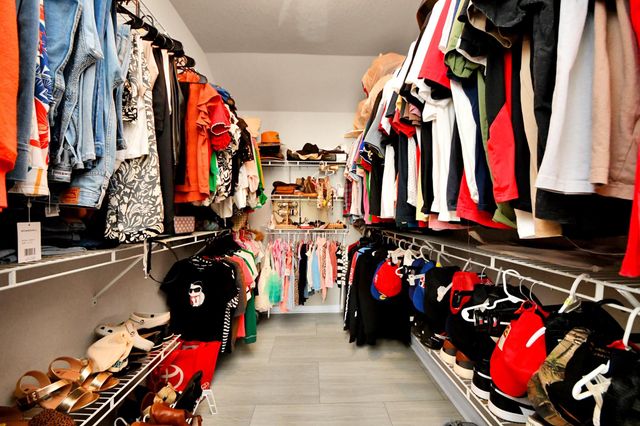 10803 Shannon Mills Lane, Houston, TX 77075