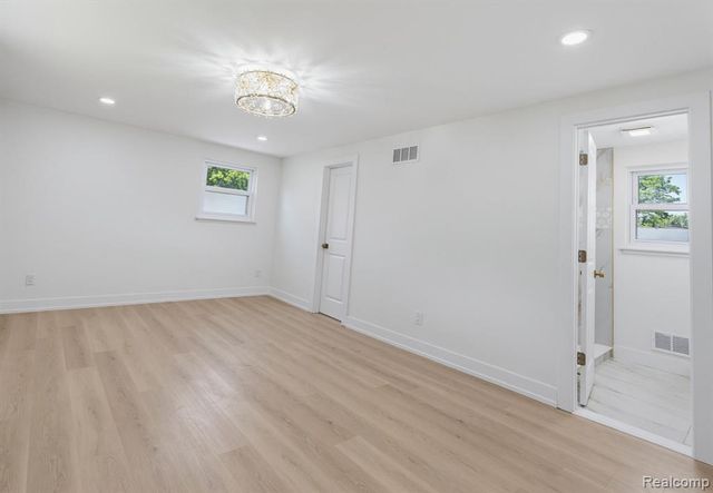 6780 Lee Crest Drive, West Bloomfield, MI 48322