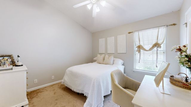 1313 Amsterdam Ct, Murfreesboro, TN 37130