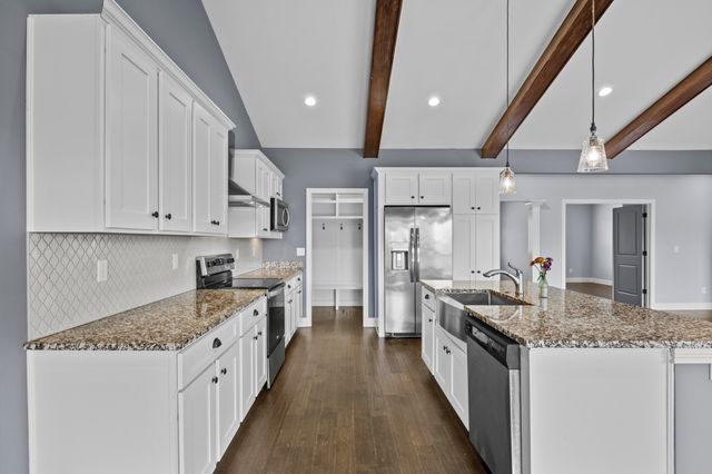 121 Sunningdale Drive, Georgetown, KY 40324