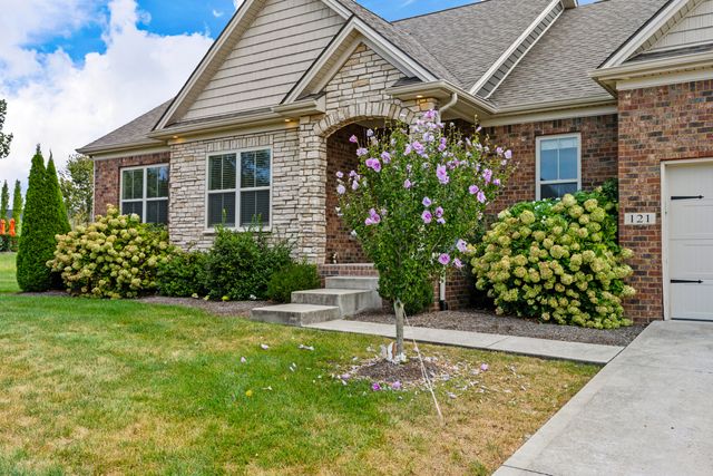121 Sunningdale Drive, Georgetown, KY 40324