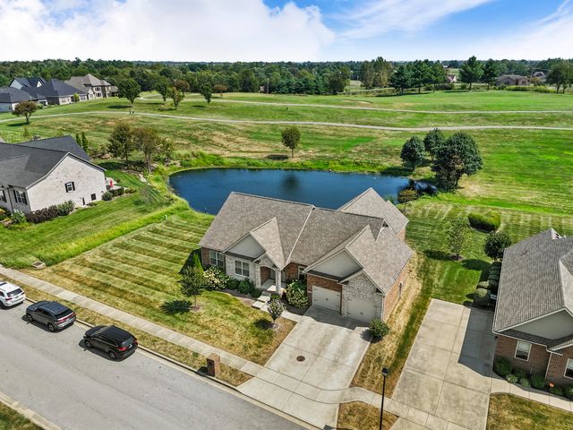 121 Sunningdale Drive, Georgetown, KY 40324
