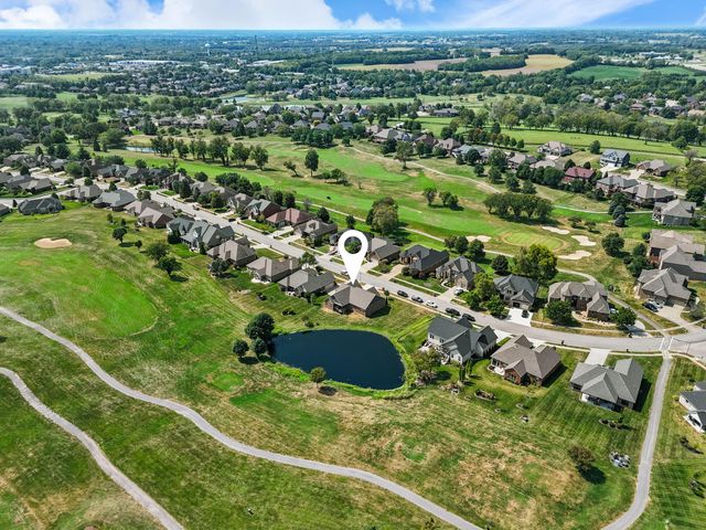 121 Sunningdale Drive, Georgetown, KY 40324