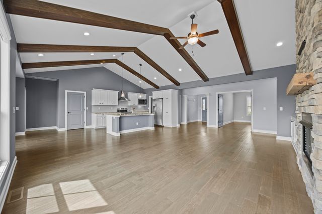 121 Sunningdale Drive, Georgetown, KY 40324