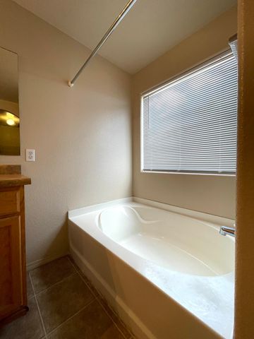 10608 BUCK ISLAND Road SW, Albuquerque, NM 87121