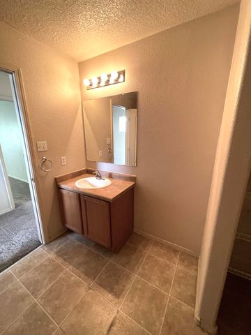 10608 BUCK ISLAND Road SW, Albuquerque, NM 87121