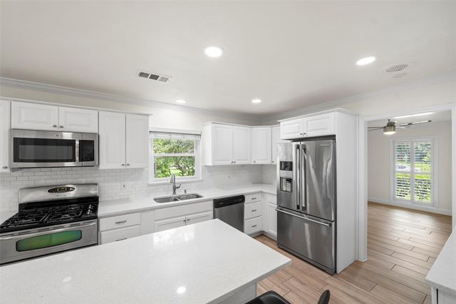 3815 Latma Drive, Houston, TX 77025