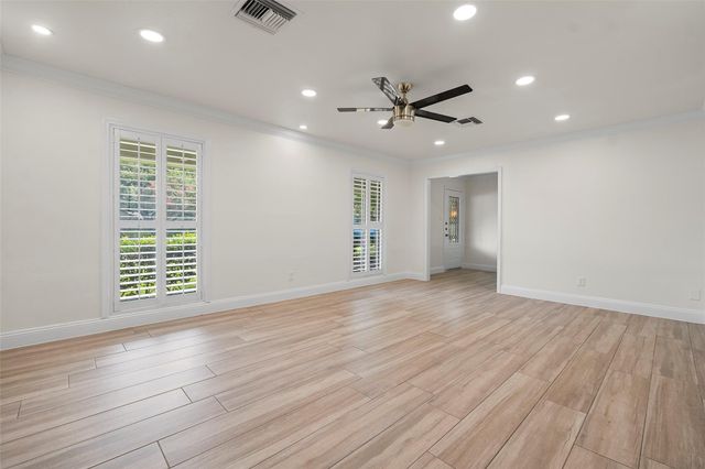 3815 Latma Drive, Houston, TX 77025