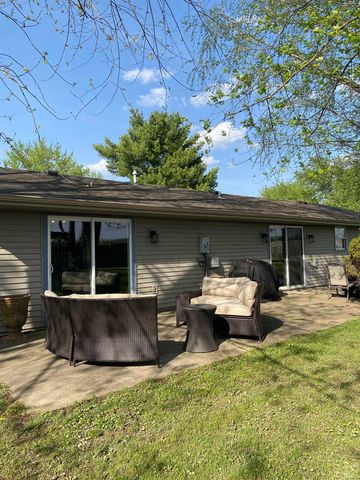 8716 Multirose Lane, Leo, IN 46765