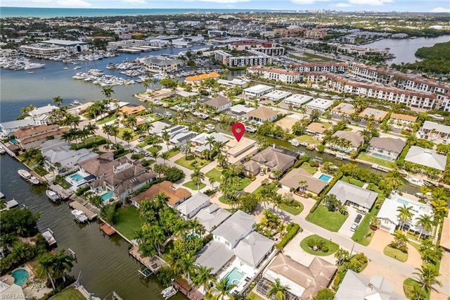 1435 Osprey AVE, Naples, FL 34102