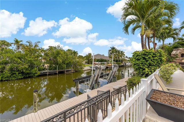 1435 Osprey AVE, Naples, FL 34102