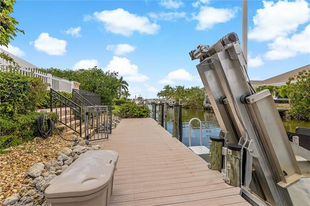 1435 Osprey AVE, Naples, FL 34102