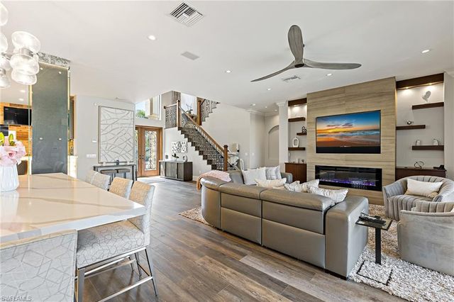 1435 Osprey AVE, Naples, FL 34102