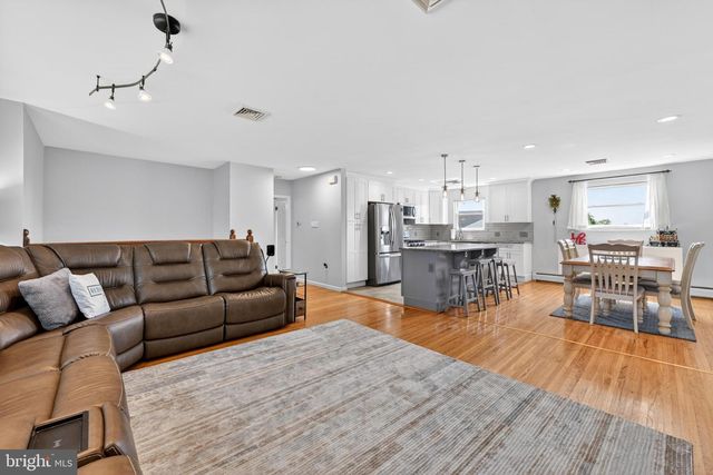883 MUSTANG RD, Warrington, PA 18976