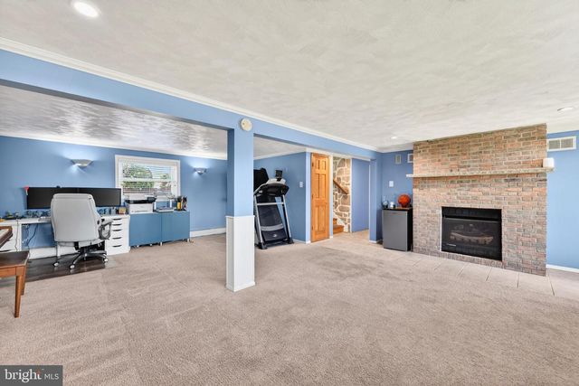 883 MUSTANG RD, Warrington, PA 18976