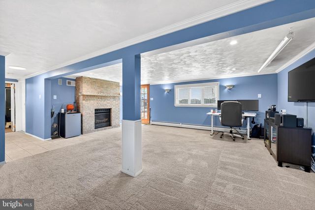 883 MUSTANG RD, Warrington, PA 18976