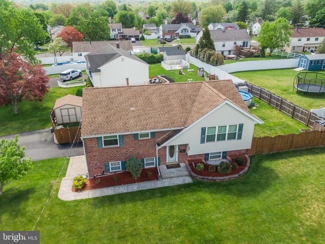 883 MUSTANG RD, Warrington, PA 18976