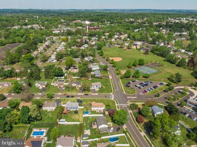 883 MUSTANG RD, Warrington, PA 18976