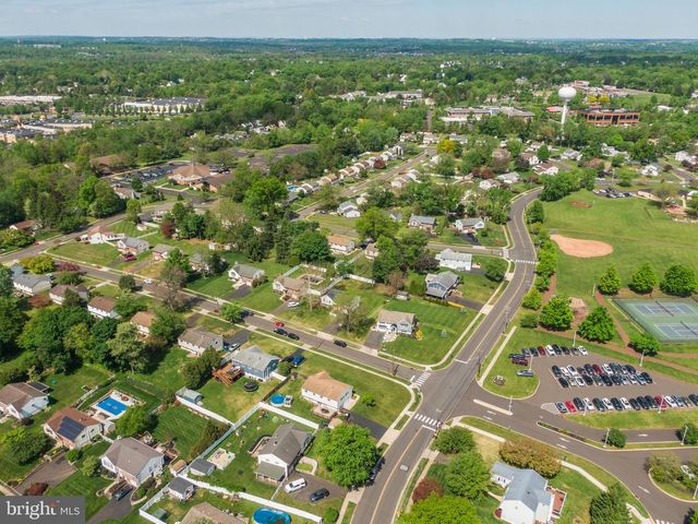883 MUSTANG RD, Warrington, PA 18976
