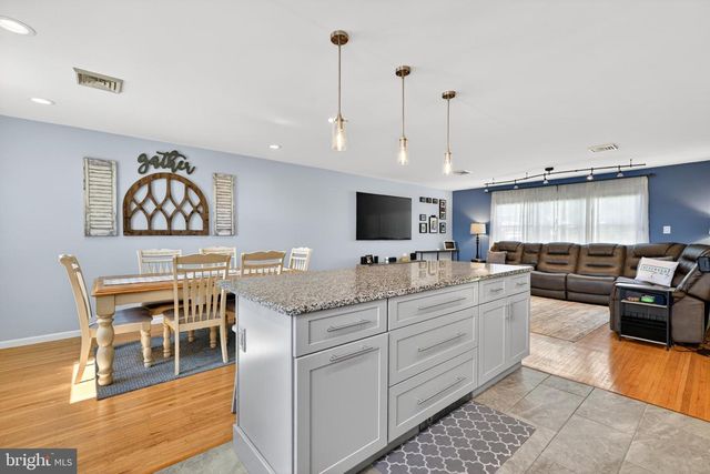 883 MUSTANG RD, Warrington, PA 18976