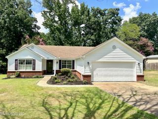 4292 E Starlanding Road, Nesbit, MS 38651