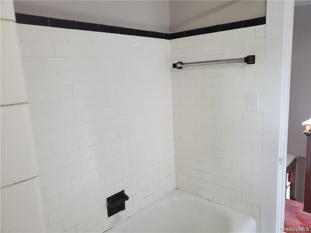 1 Myrtle Avenue, Suffern, NY 10901